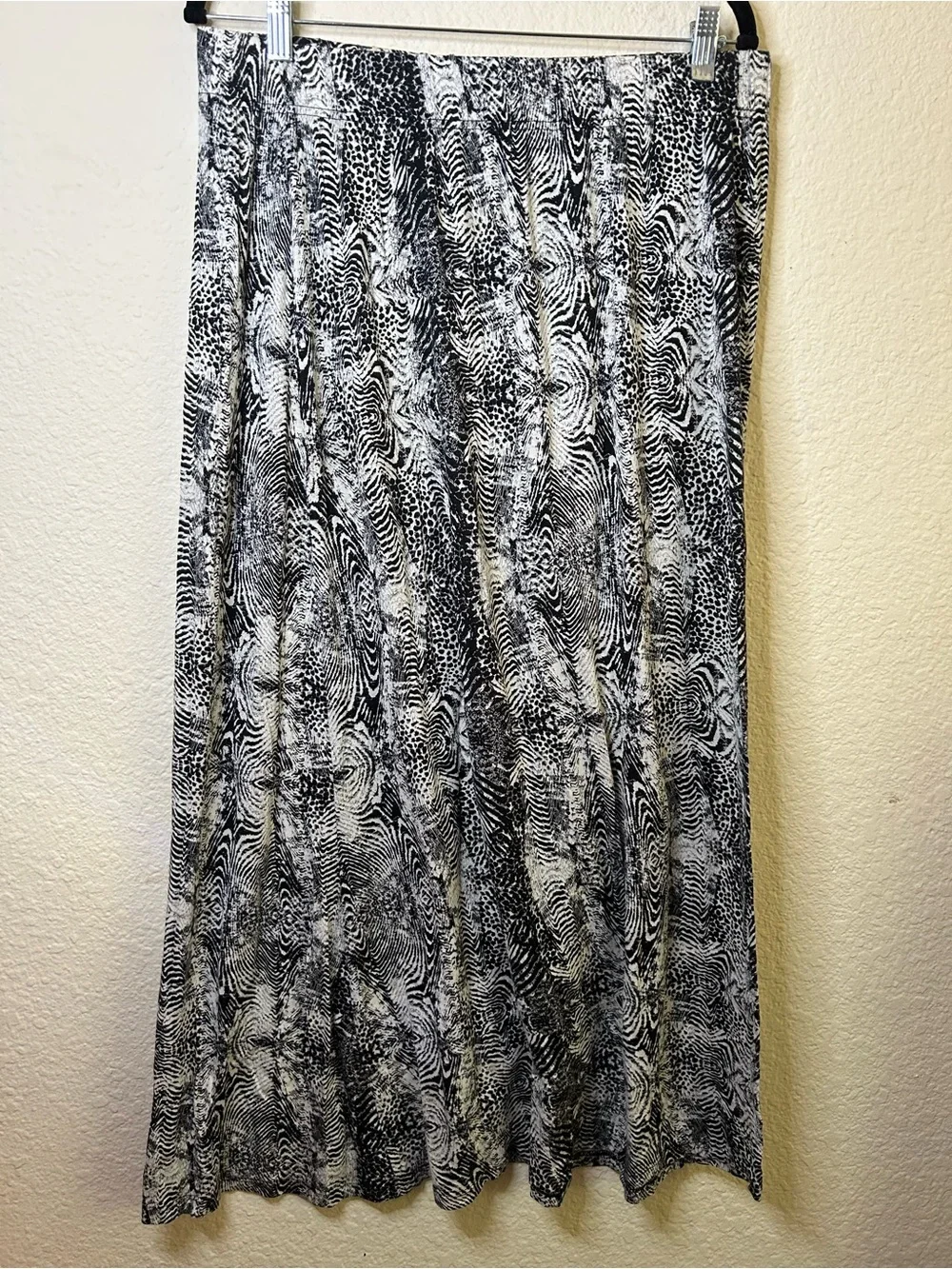 Christopher &‎ Banks Black & White Animal Pattern Printed Maxi Skirt Festival Be